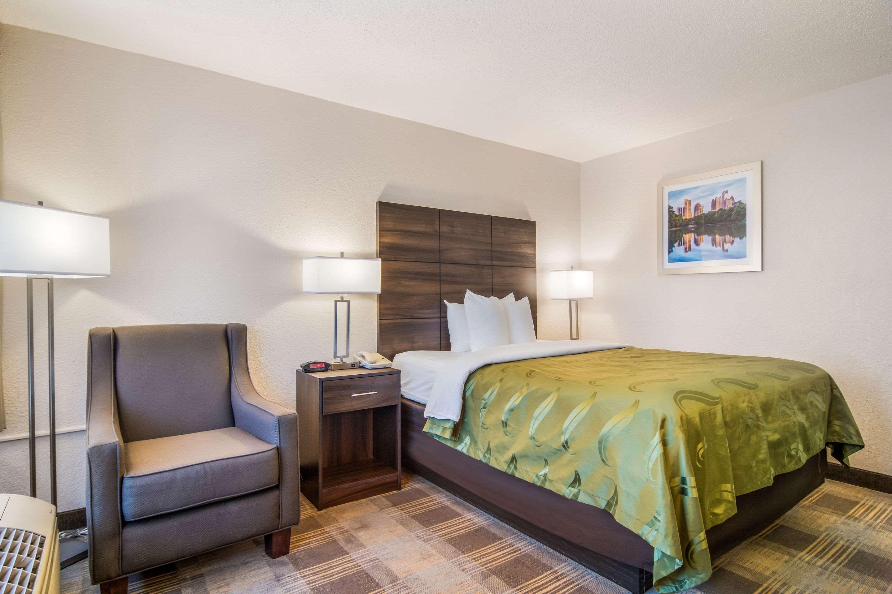 Quality Inn Suwanee I-85 Buitenkant foto