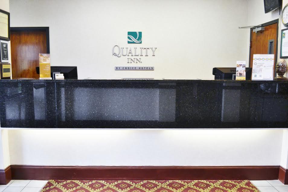 Quality Inn Suwanee I-85 Buitenkant foto