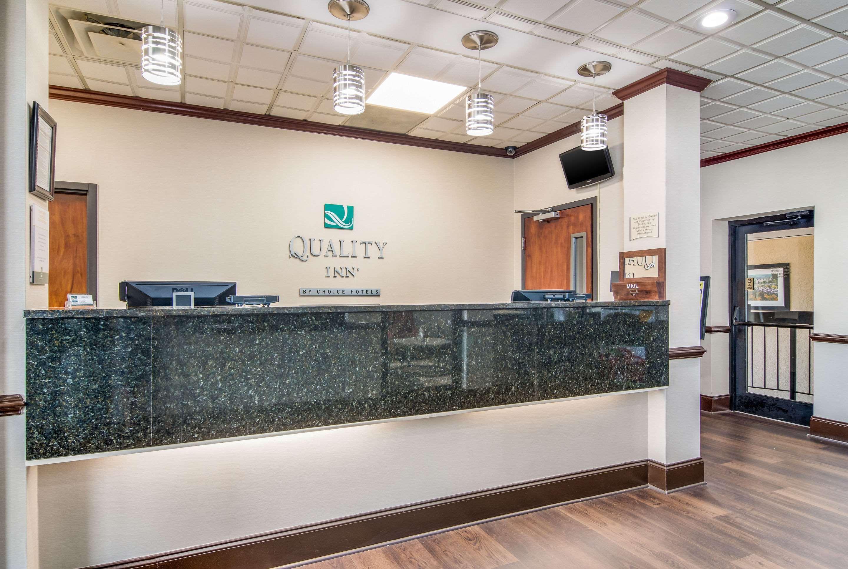 Quality Inn Suwanee I-85 Buitenkant foto