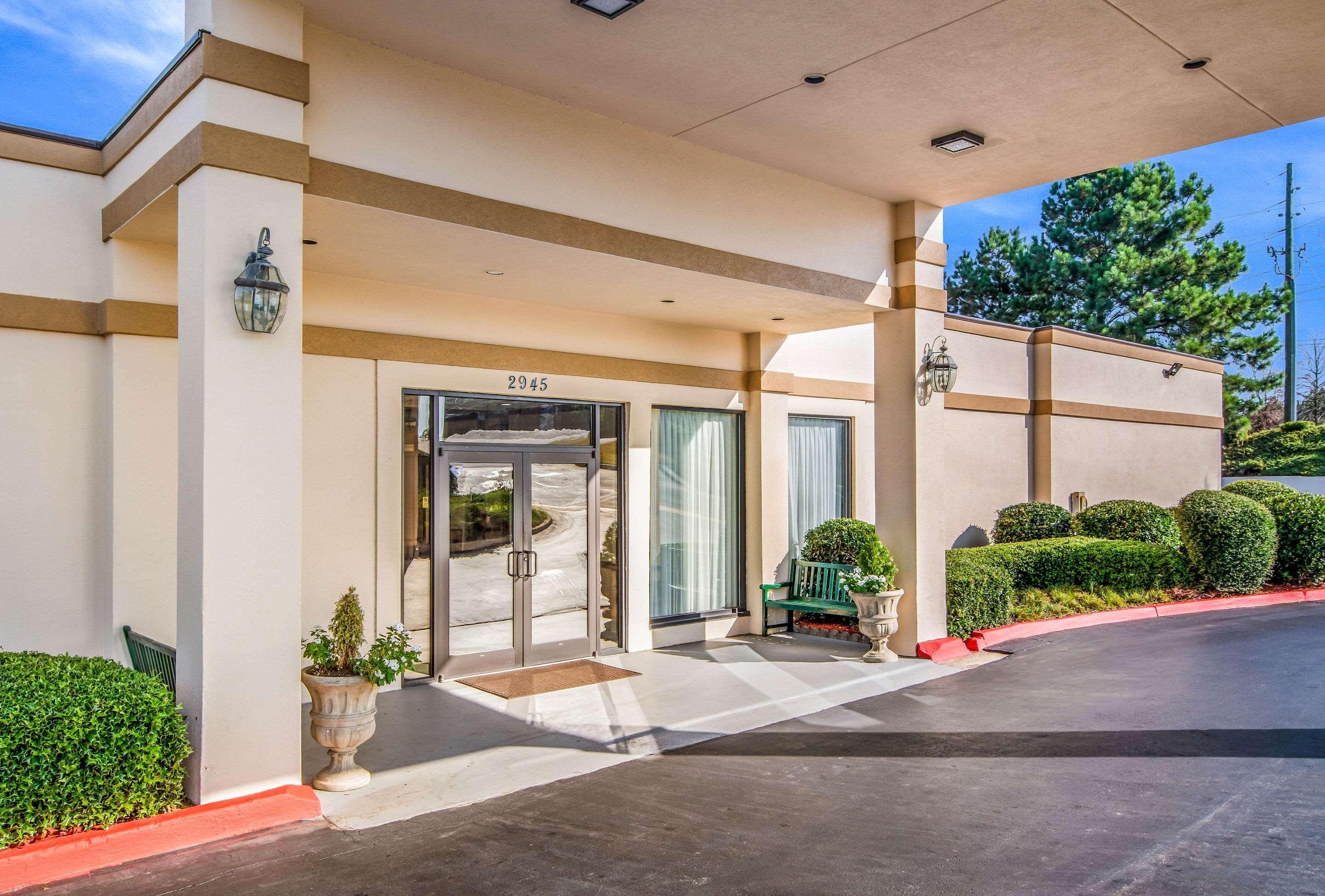 Quality Inn Suwanee I-85 Buitenkant foto