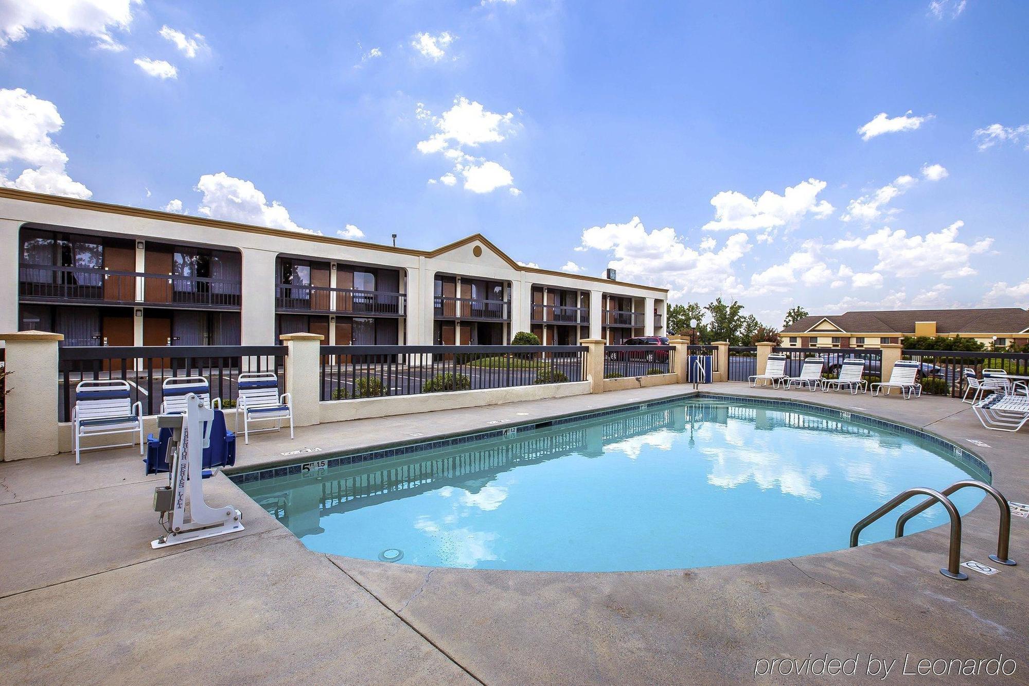 Quality Inn Suwanee I-85 Buitenkant foto