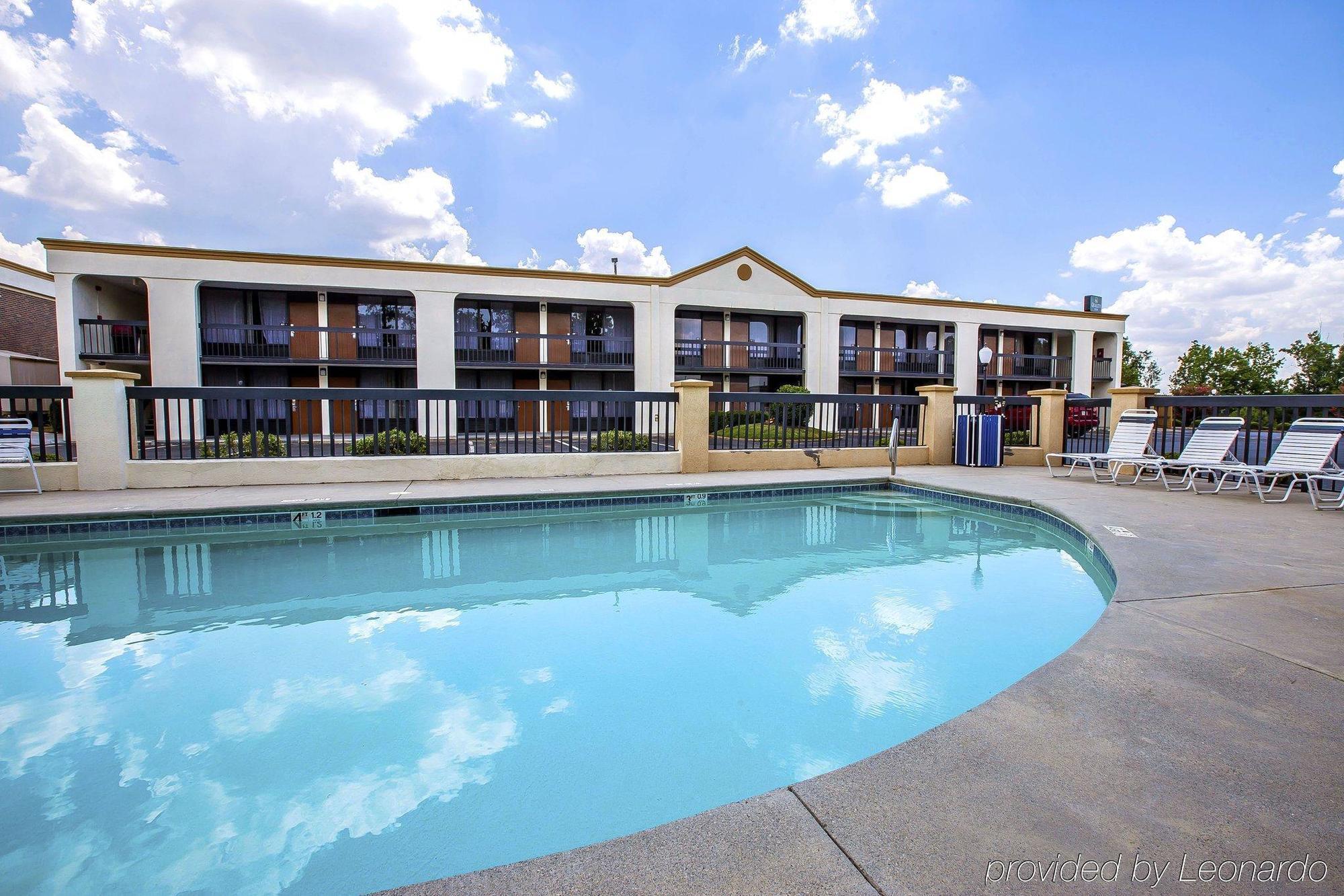Quality Inn Suwanee I-85 Buitenkant foto