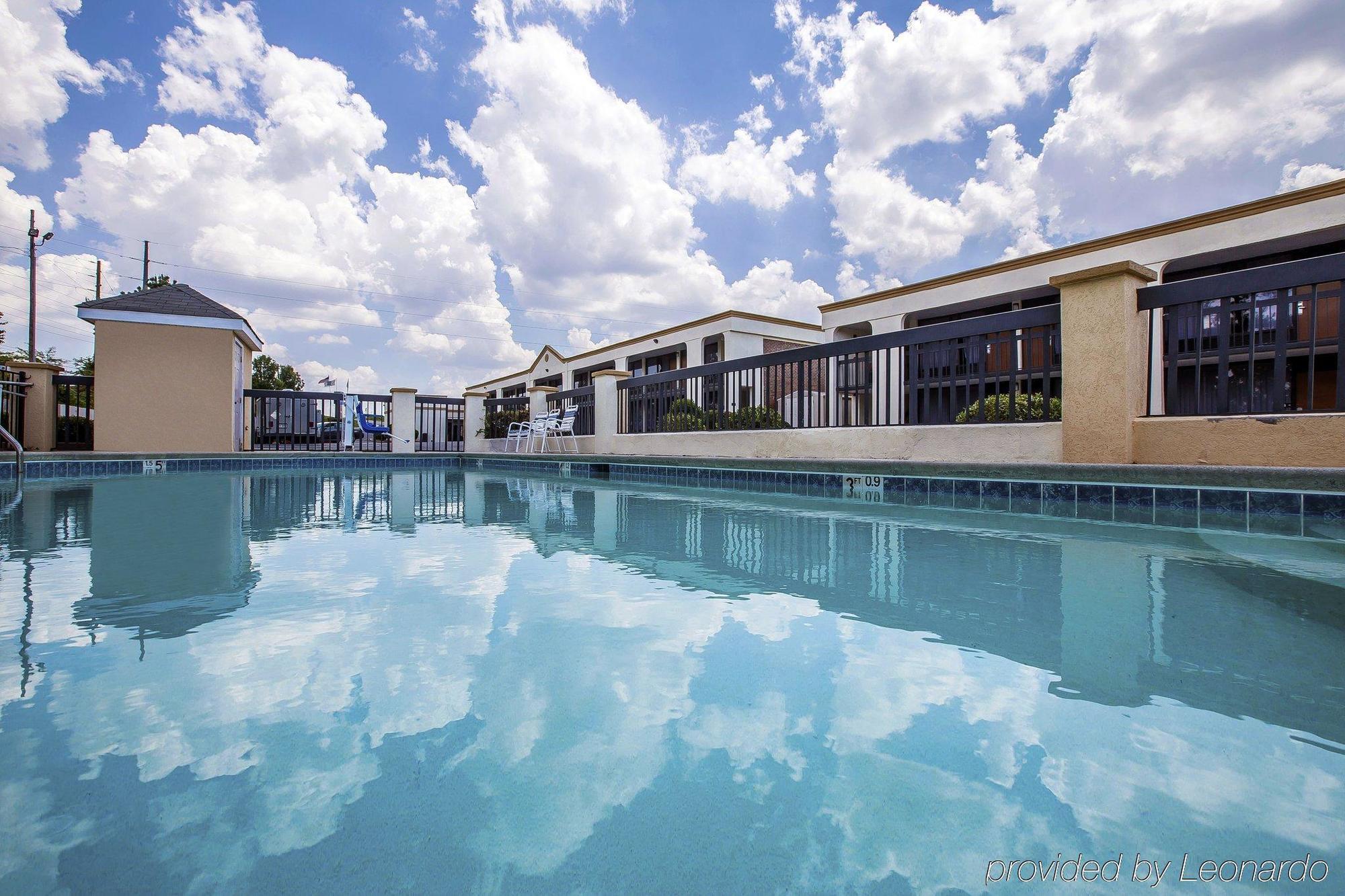 Quality Inn Suwanee I-85 Buitenkant foto
